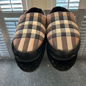Burberry Northaven Checkered Slippers
BIRCH BROWN , 46 (13)